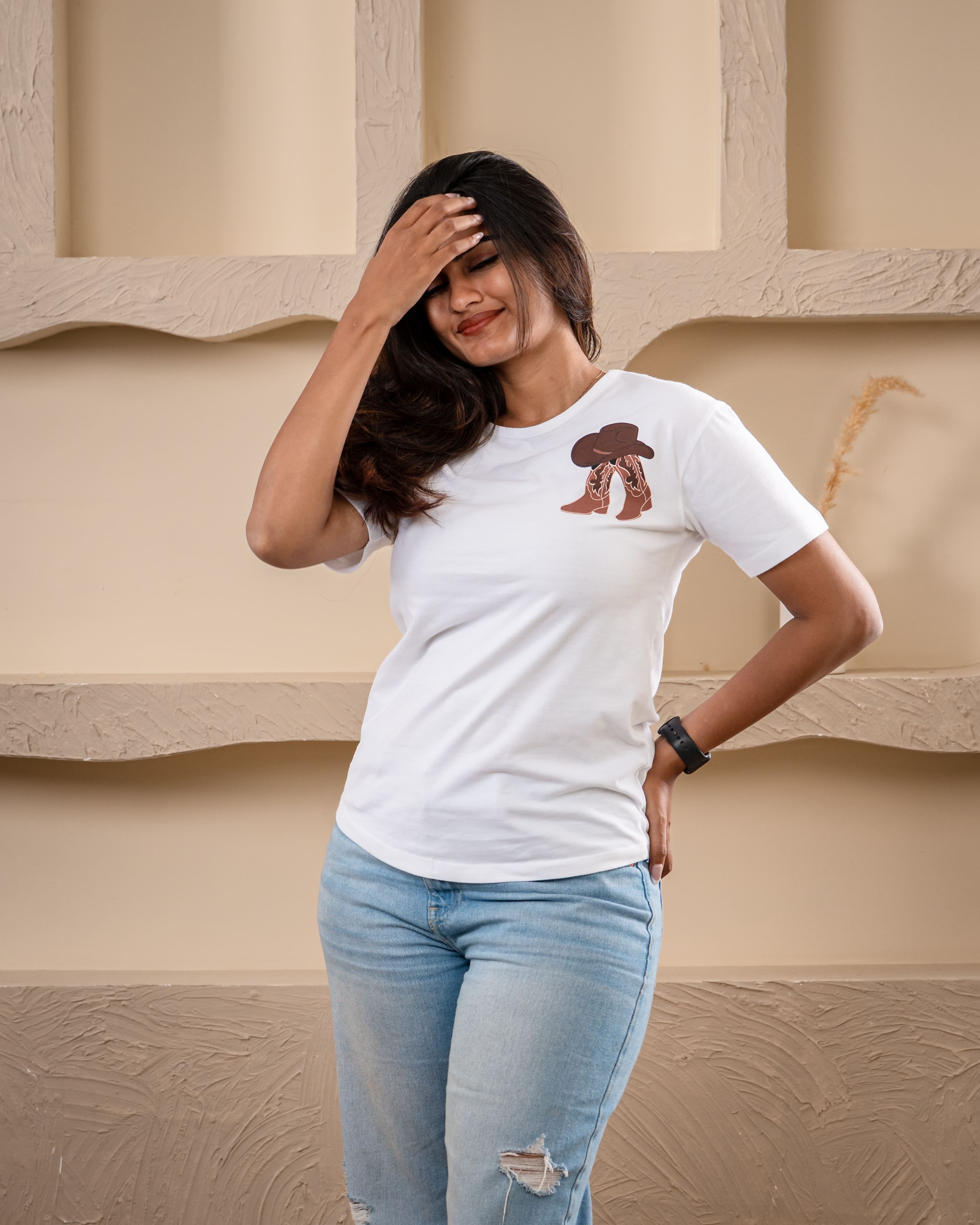 Retro Brown Top: Western Print Comfort Style - White