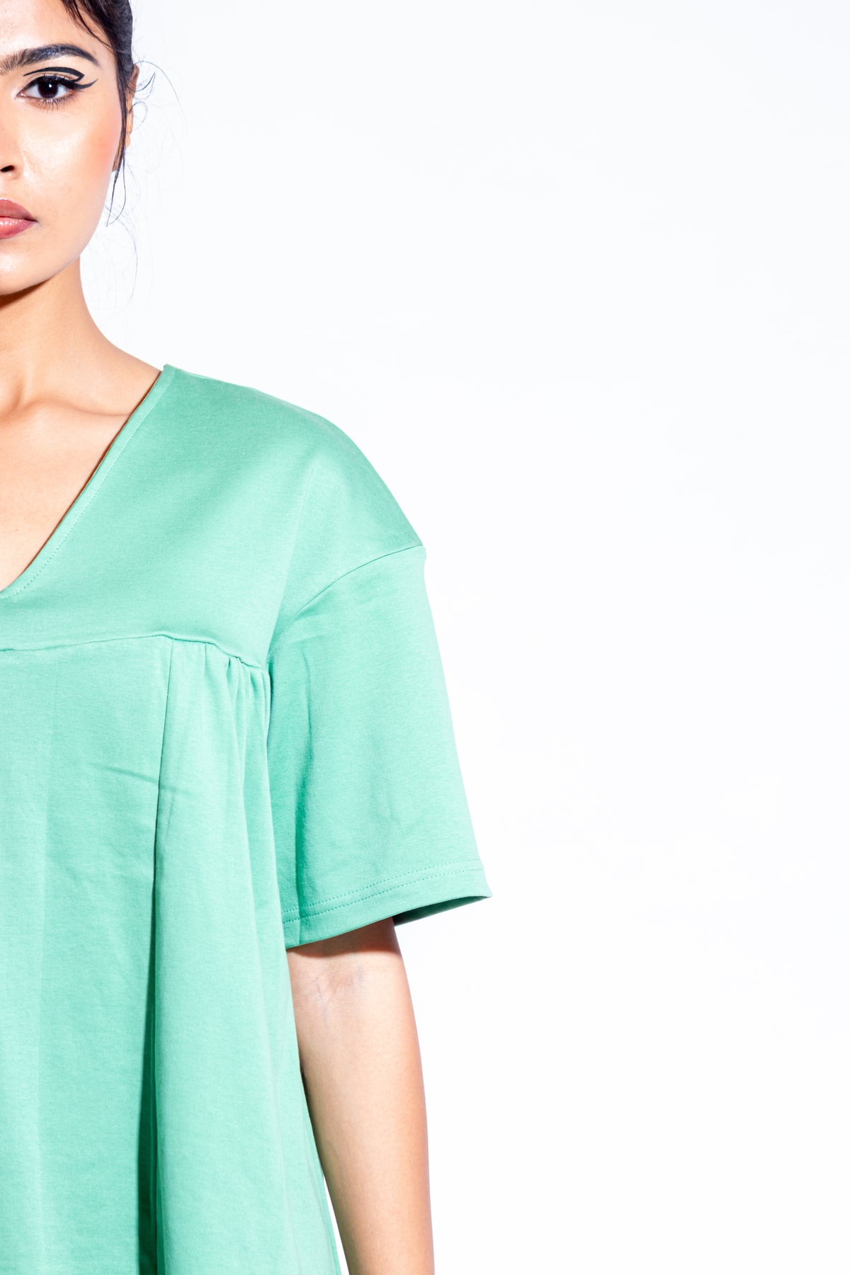 Dautee Oversized Flare Panel Top - Green