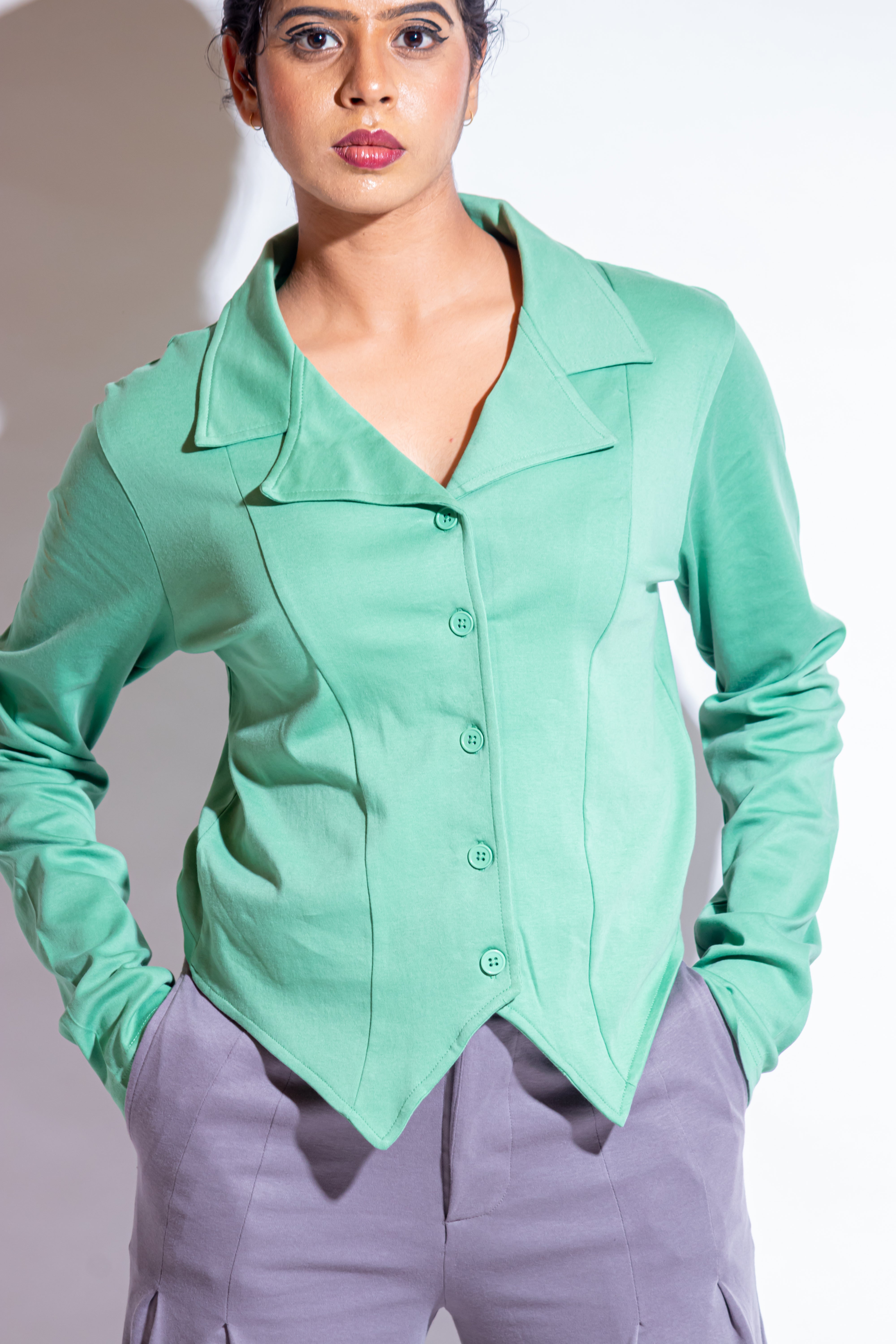 Dautee Blazer Collar Triangle Hem Shirt - Green