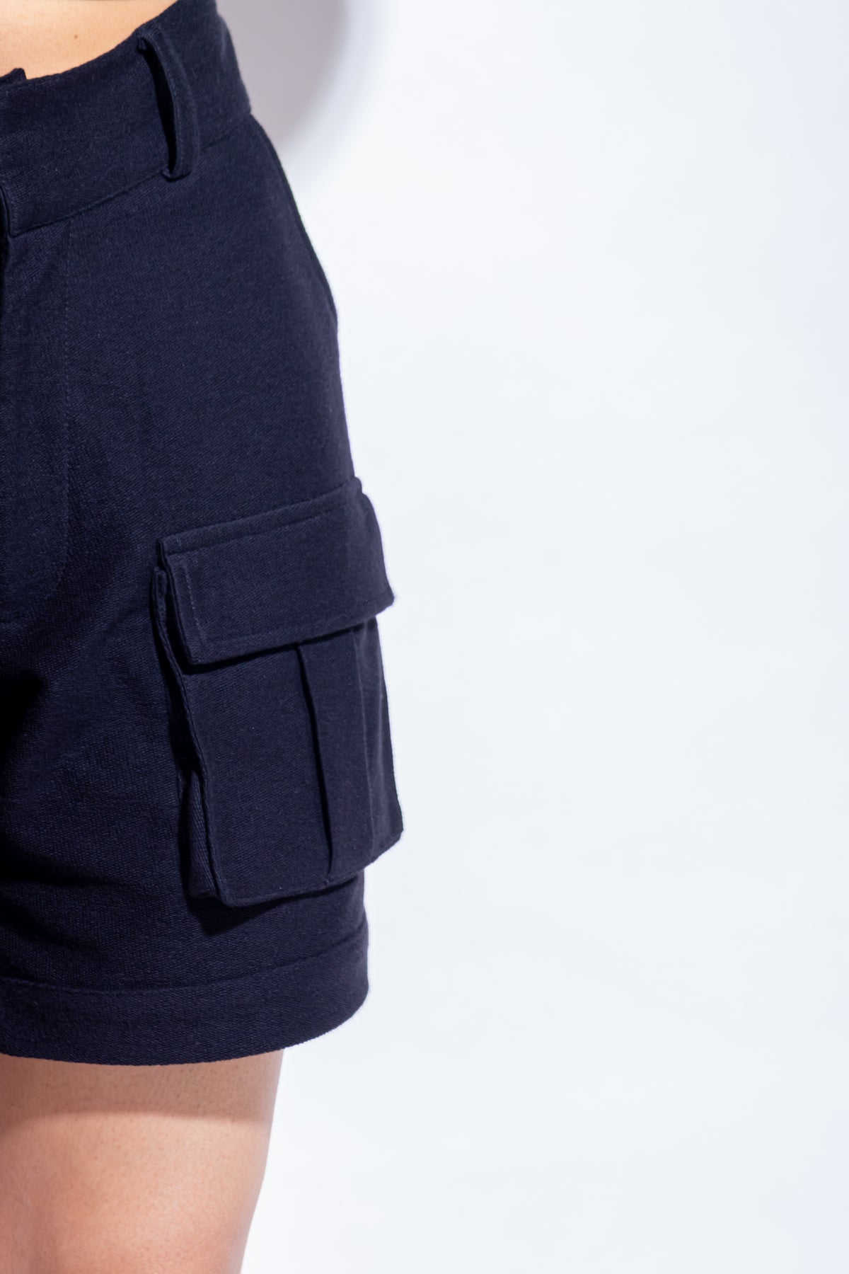 Dautee Baggy Cargo Shorts - Black