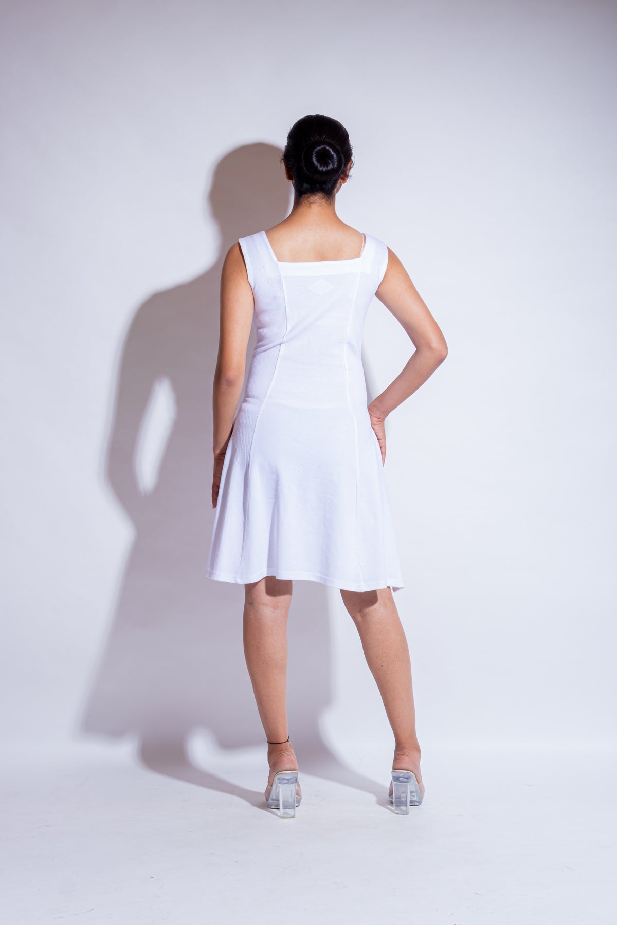 Dautee Square neck flare dress - White