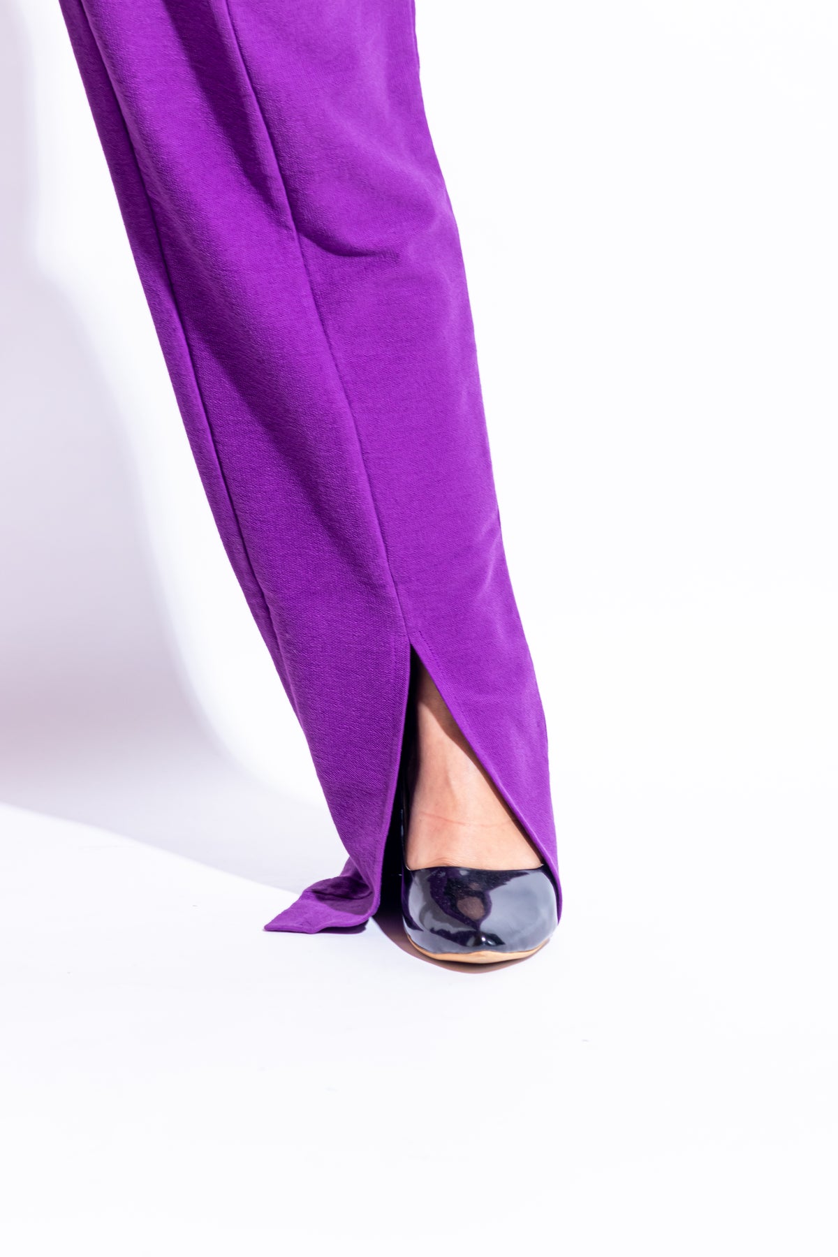 Dautee Corset-Waist Slit Pants - Violet